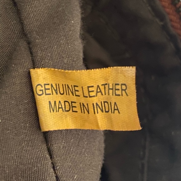 Genicci crossbody leather purse. - Picture 14 of 14